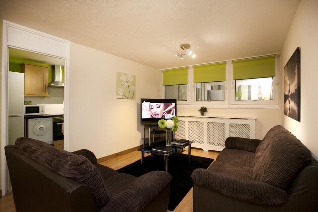 Victoria Centre Apartments In The Victoria Centre Shopping Centre - Nottingham City Centre - 24 Hour Access - Most Central Location, Kitchen - Sunday Check-Out 1Pm - Opposite Hilton By Restaurants & Shops - Outdoor Parking Cars Or Vans Five Pounds A Экстерьер фото